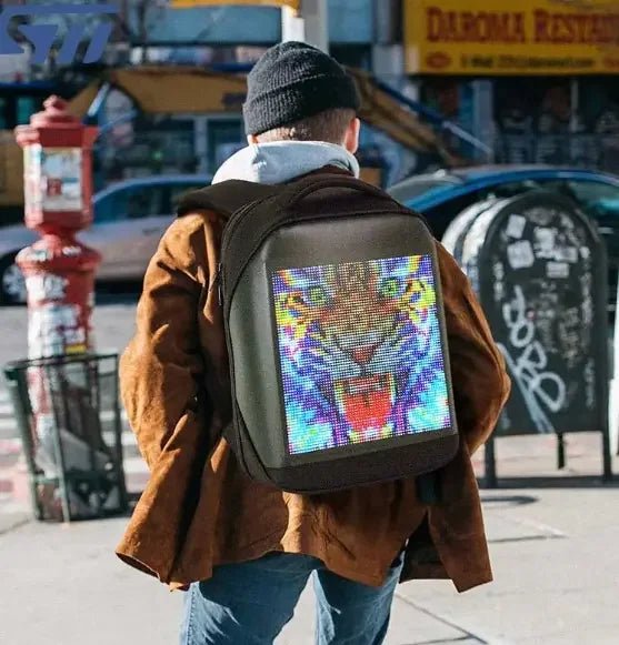 PixelPro Backpack: La Mochila que Habla por Ti - TuAliado Homeplus