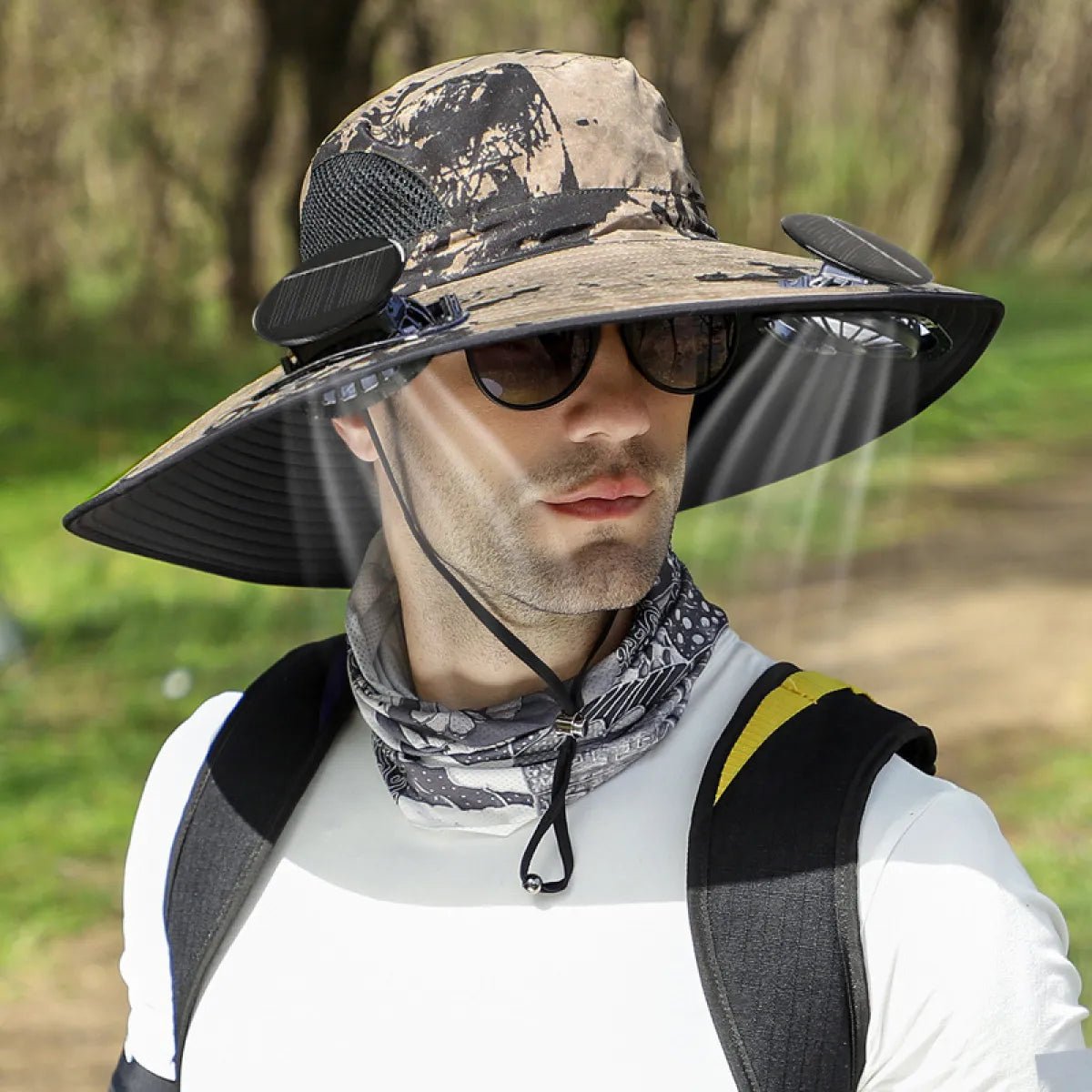 Gorra con ventilador solar y protección UV para mantenerse fresco al aire libre.